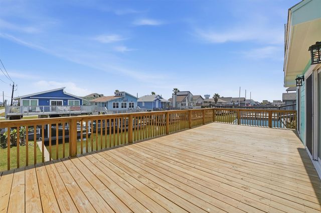 22101 Pecos Drive, Galveston, TX 77554