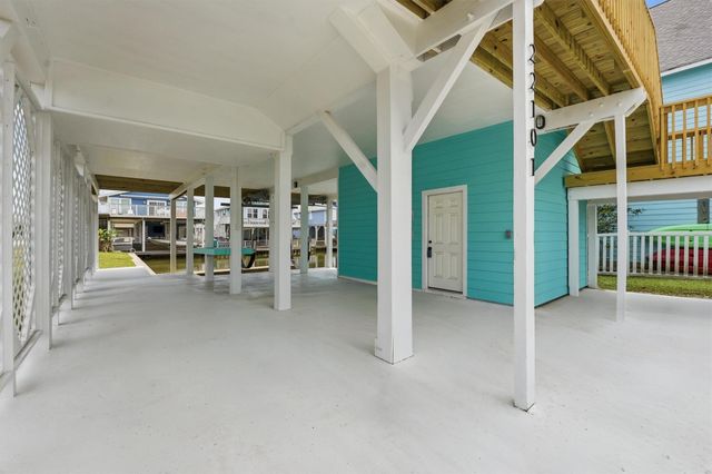 22101 Pecos Drive, Galveston, TX 77554