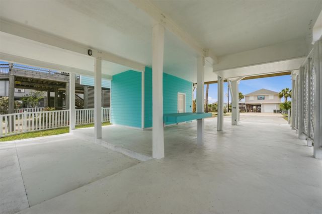 22101 Pecos Drive, Galveston, TX 77554