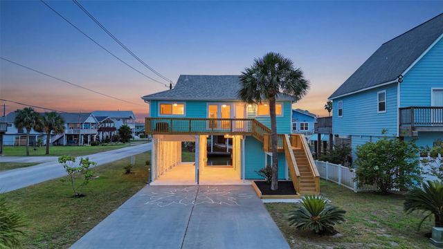 22101 Pecos Drive, Galveston, TX 77554