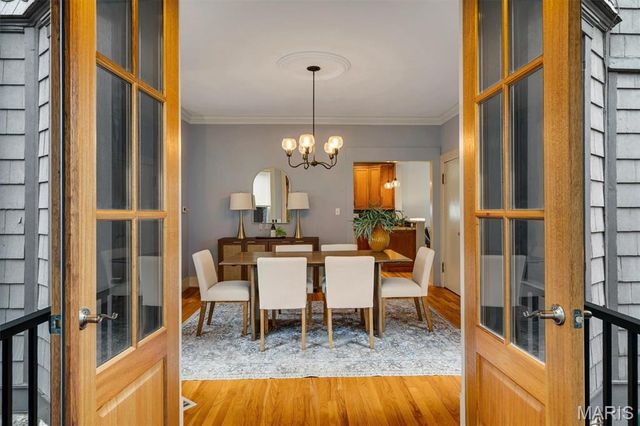 614 Tuxedo Boulevard, Webster Groves, MO 63119