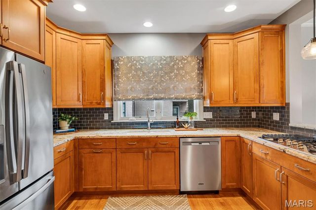 614 Tuxedo Boulevard, Webster Groves, MO 63119