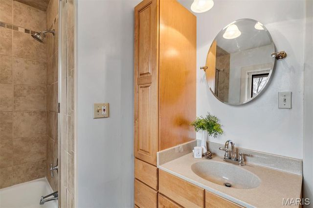 614 Tuxedo Boulevard, Webster Groves, MO 63119