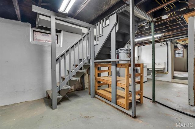 614 Tuxedo Boulevard, Webster Groves, MO 63119