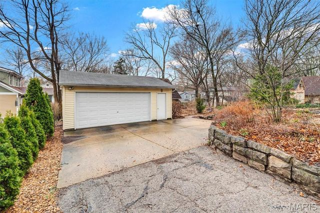 614 Tuxedo Boulevard, Webster Groves, MO 63119