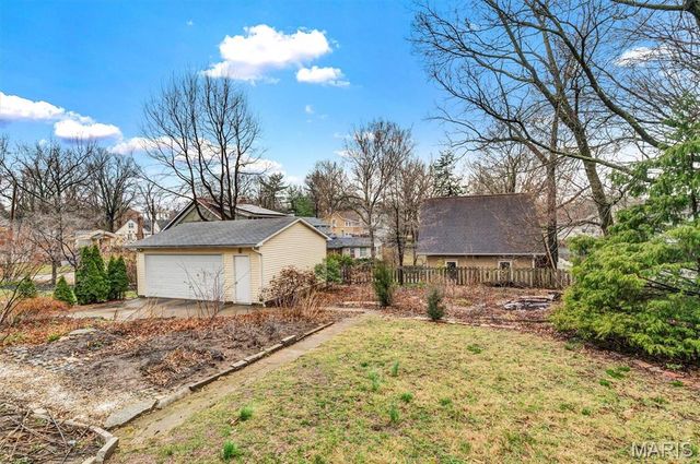 614 Tuxedo Boulevard, Webster Groves, MO 63119