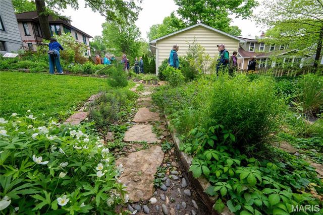 614 Tuxedo Boulevard, Webster Groves, MO 63119