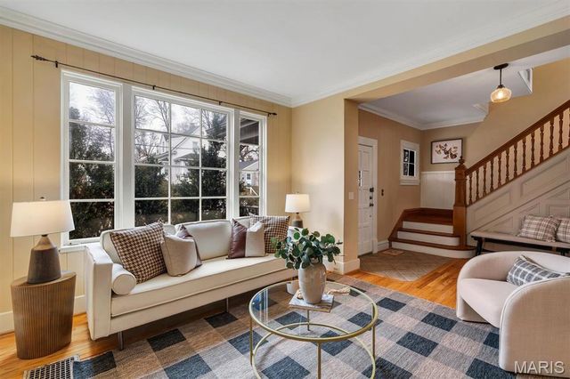 614 Tuxedo Boulevard, Webster Groves, MO 63119