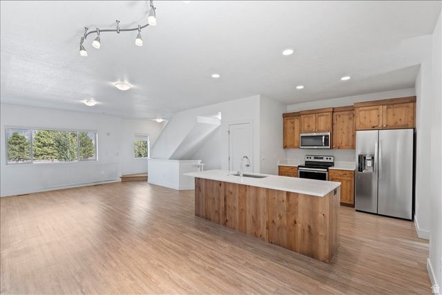 2234 N 450 W, Layton, UT 84041