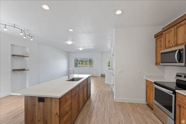 2234 N 450 W, Layton, UT 84041