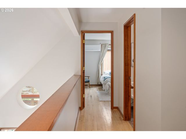 1642 E 43RD Ave, Eugene, OR 97405