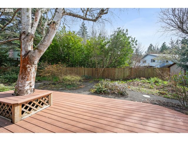 1642 E 43RD Ave, Eugene, OR 97405