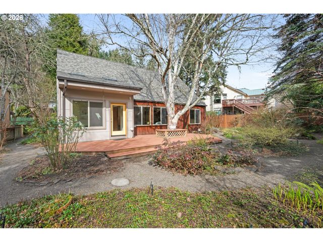 1642 E 43RD Ave, Eugene, OR 97405