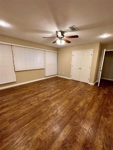 2411 County Road 2235, Cleveland, TX 77327