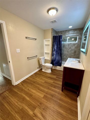 2411 County Road 2235, Cleveland, TX 77327