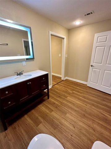2411 County Road 2235, Cleveland, TX 77327