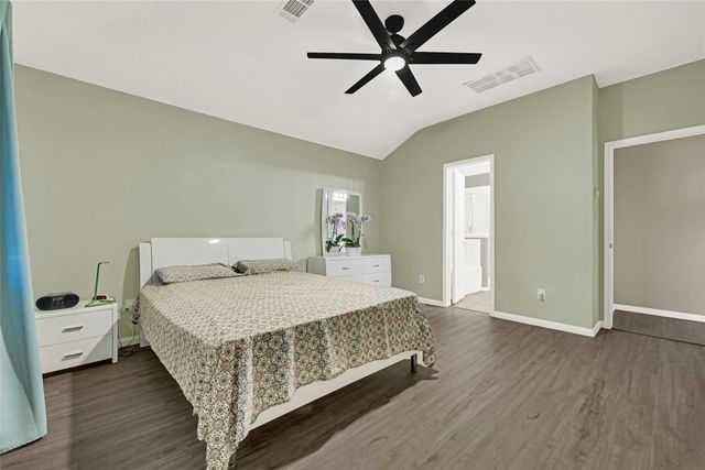 8123 Solara Bend, Houston, TX 77083