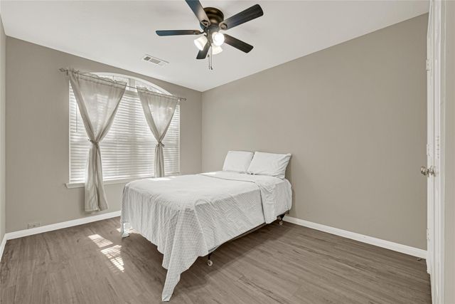 8123 Solara Bend, Houston, TX 77083