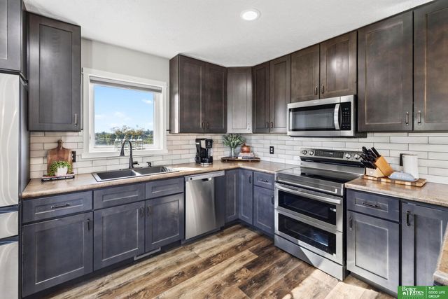 8419 Pawnee Lane, Plattsmouth, NE 68048