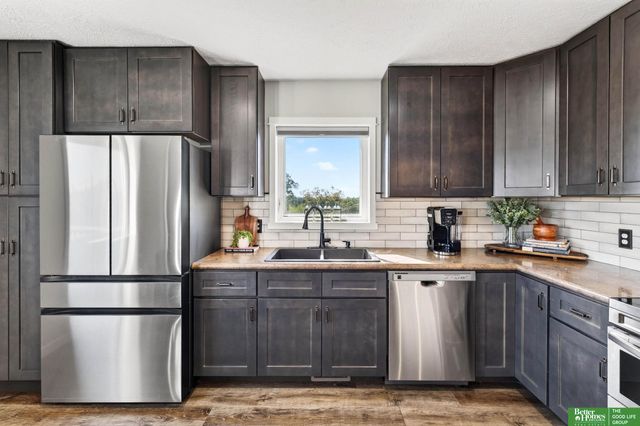 8419 Pawnee Lane, Plattsmouth, NE 68048