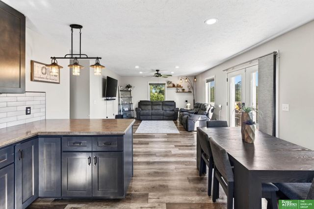 8419 Pawnee Lane, Plattsmouth, NE 68048