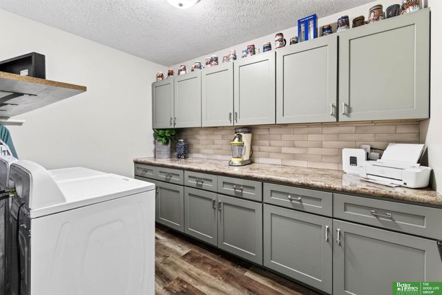 8419 Pawnee Lane, Plattsmouth, NE 68048