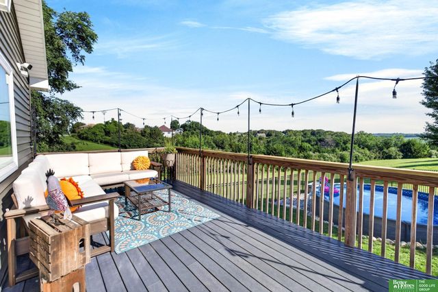 8419 Pawnee Lane, Plattsmouth, NE 68048