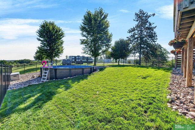 8419 Pawnee Lane, Plattsmouth, NE 68048