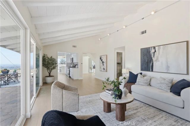 5123 Willow Wood, Rolling Hills Estates, CA 90274