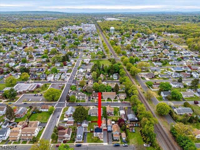 16 S 9Th Ave, Manville Boro, NJ 08835