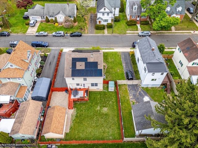 16 S 9Th Ave, Manville Boro, NJ 08835