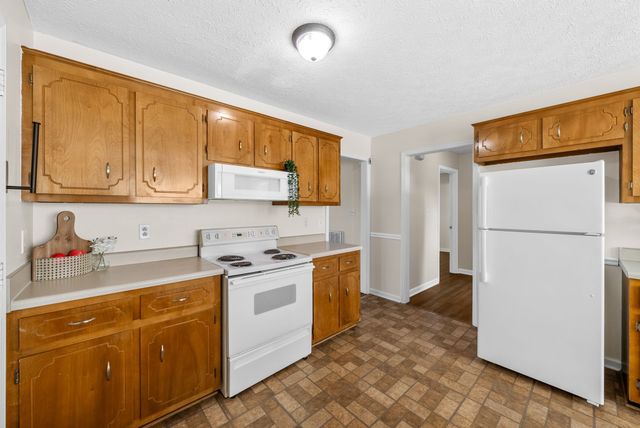 2409 Egret Dr, Clarksville, TN 37042