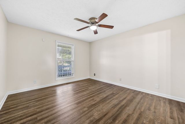 2409 Egret Dr, Clarksville, TN 37042