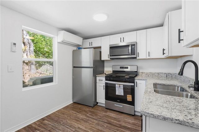 377 Tuttle Avenue, Mobile, AL 36604