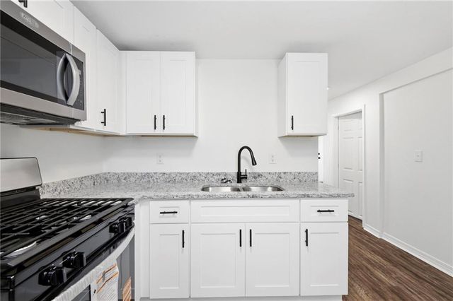 377 Tuttle Avenue, Mobile, AL 36604