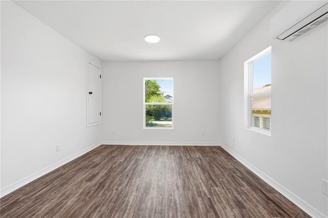 377 Tuttle Avenue, Mobile, AL 36604