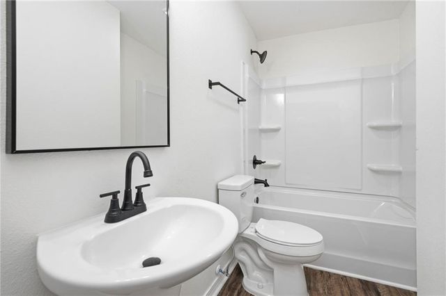377 Tuttle Avenue, Mobile, AL 36604