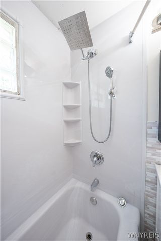 177 Bennington Road, Amherst, NY 14226