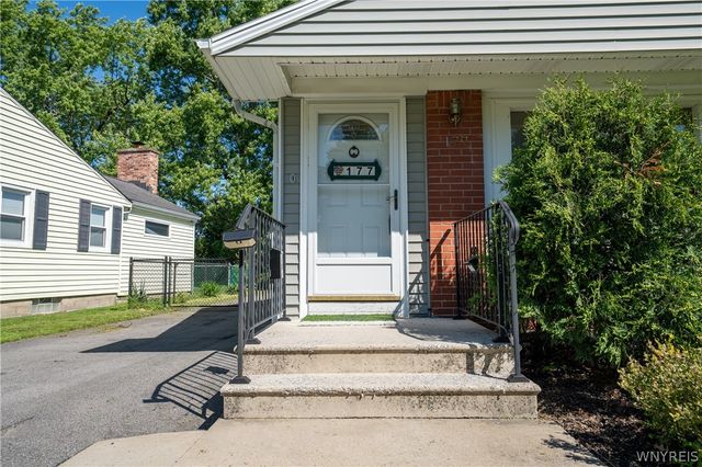 177 Bennington Road, Amherst, NY 14226