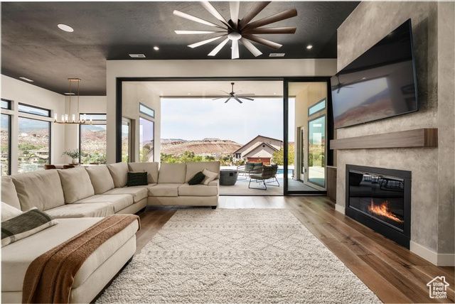 226 W SHINARUMP CIR, Leeds, UT 84746