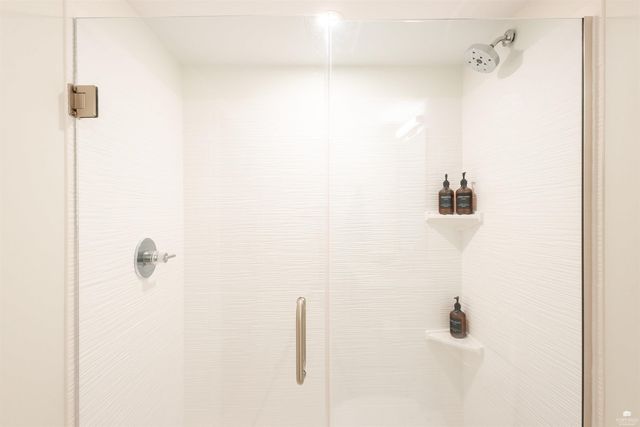 1700 N Manhattan Ave Apt 204, Manhattan, KS 66502