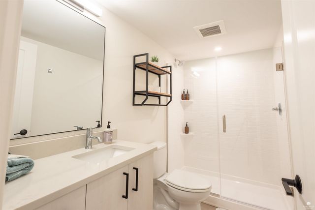 1700 N Manhattan Ave Apt 204, Manhattan, KS 66502