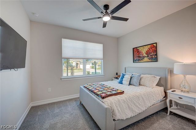 451 Spring Hill Lake LOOP, Cape Coral, FL 33993