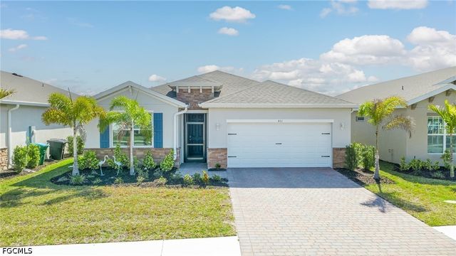 451 Spring Hill Lake LOOP, Cape Coral, FL 33993