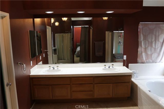 47 Corte Madera, Lake Elsinore, CA 92532