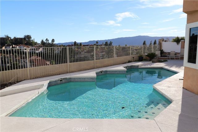 47 Corte Madera, Lake Elsinore, CA 92532