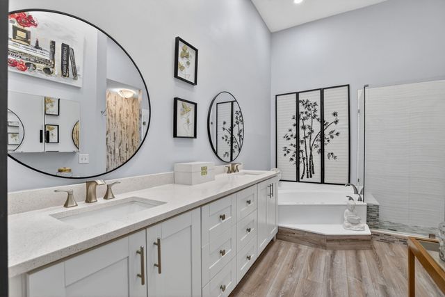 6584 Hampton Cir, Boca Raton, FL 33496