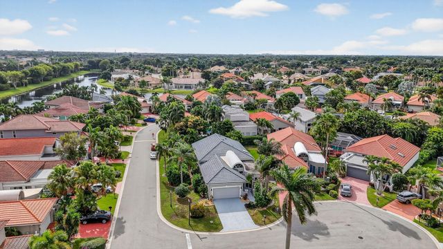 6584 Hampton Cir, Boca Raton, FL 33496