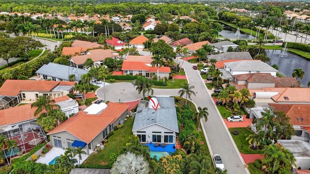 6584 Hampton Cir, Boca Raton, FL 33496