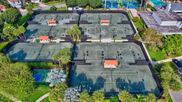 6584 Hampton Cir, Boca Raton, FL 33496